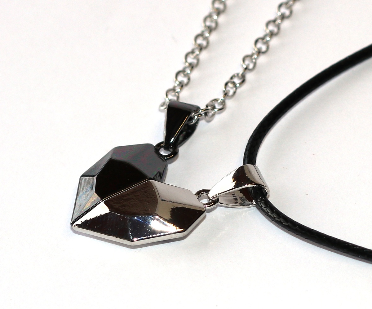 2ks Řetízky párové Fashion Jewerly - Srdce na dvě části, Magnetek je přitahuje k sobě, Miluji Tě!, Love you forever 3520