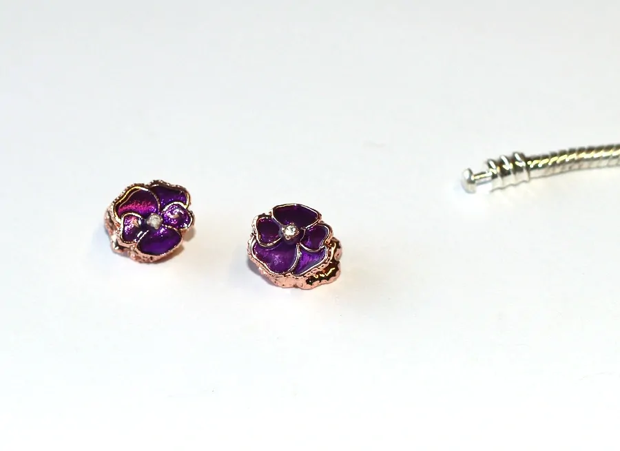 Korálek Fashion Jewerly na náramek nebo řetízek - Lilie barevná glazovaná s kamínkem, Romantická Květina pro Princeznu 3610