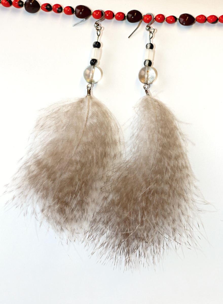JoyKa Pírkové Naušnice - Chmíříčkové, Lechtající Něha, Elegantní Lady 3733