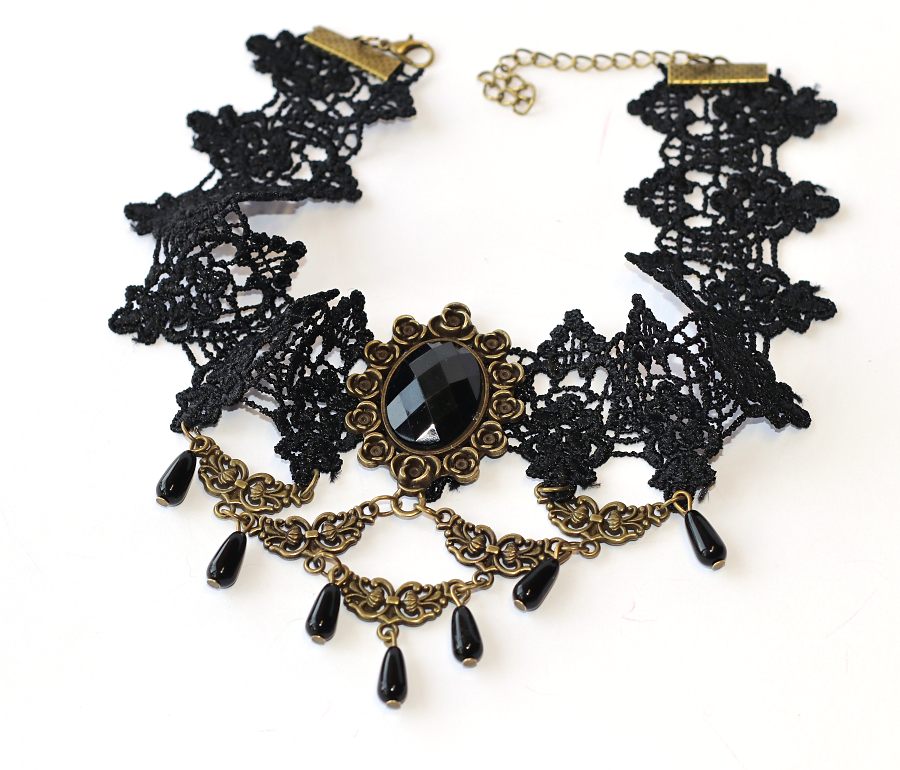 Choker Fashion Jewerly - Černý Krajkový Náhrdelník s řetízky a slzami, Sexy dáma s dekoltem, Black Vintage Lace, Dark style with tears 3756