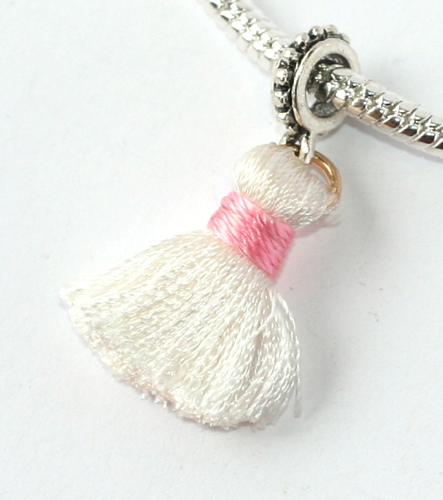 Korálek na náramek Fashion Jewerly - Přívěsek Bílé třásně, White lady 1819