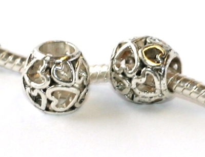 Korálek na náramek Fashion Jewerly - Kulička plná srdcí 2189