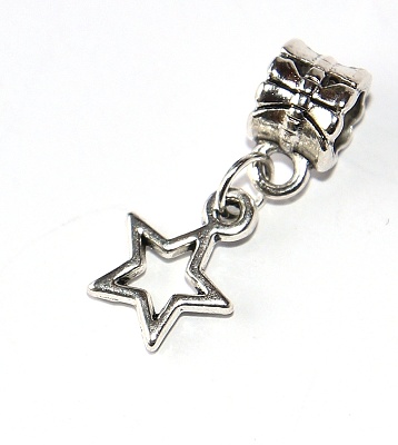 Korálek Fashion Jewerly - Přívěsek Drobná hvězdička - obrys, Obloha, Přání, Noc, Štěstí, Star 2906