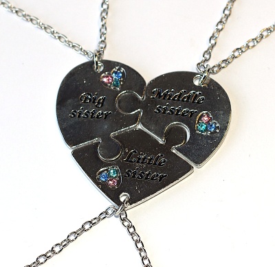 3ks Řetízky Fashion Jewerly - Malá střední a velká Sestra, Puzle v Srdci na tři díly, Největší láska, Sisters Forever 3513