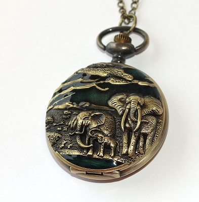 MR Kapesní Hodinky na řetízku, bronzové - Sloní rodina, Otec matka a mládě, Navždy spolu, Africká láska, Love Elephants, Majestic Family 3532