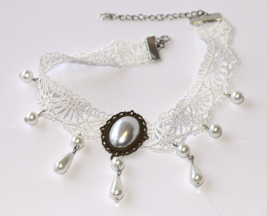 Choker Fashion Jewerly - Bílá Krajka s Perletí, Rerto Lady, Třeba Svatební obřad ve starodávném pojetí, Elegantní dáma s grácií 3758