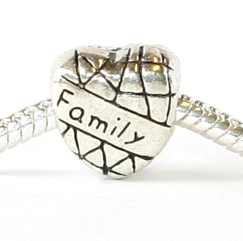 Korálek na náramek Fashion Jewerly - Srdce s nápisem Family, Rodina 1874