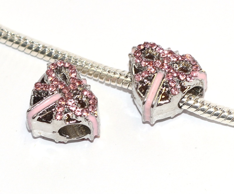 Korálek na náramek Fashion Jewerly - Růžové srdce jak dárek se zdobenou mašlí, Pink Heart Bow Gift Lady Chic 2331