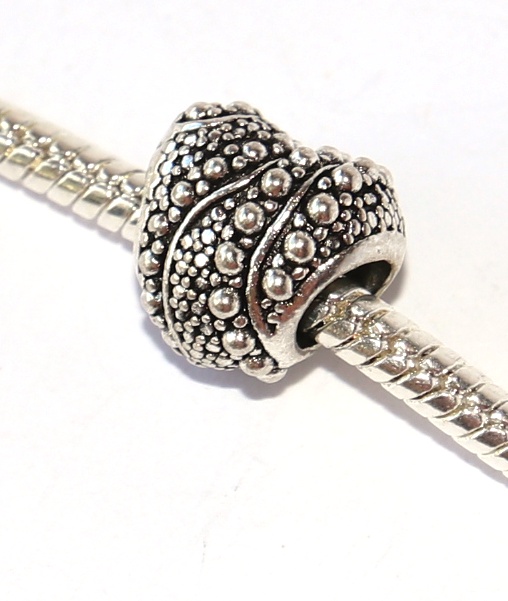 Korálek Fashion Jewerly - Srdce s puntíky, Elegant Decor, Beautifull Woman full of Love 2406