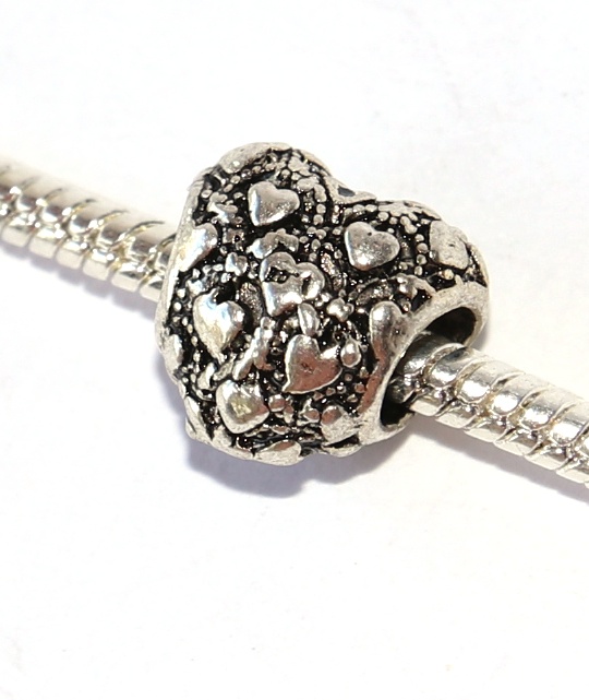 Korálek Fashion Jewerly - Srdce plné mini-srdíček, Heart full of Love 2407