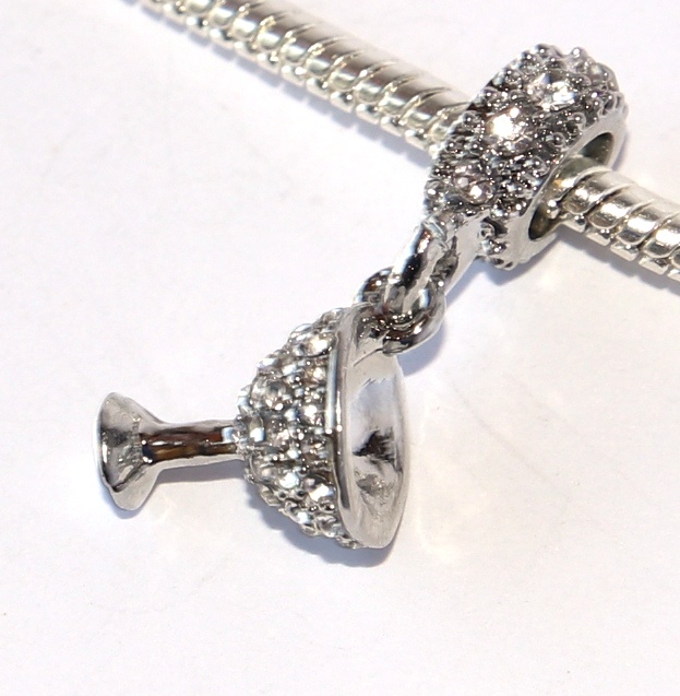 Korálek Fashion Jewerly - Přívěsek Stříbrná sklenička, Víno, Šampaňské, Oslava krásné dámy 2437