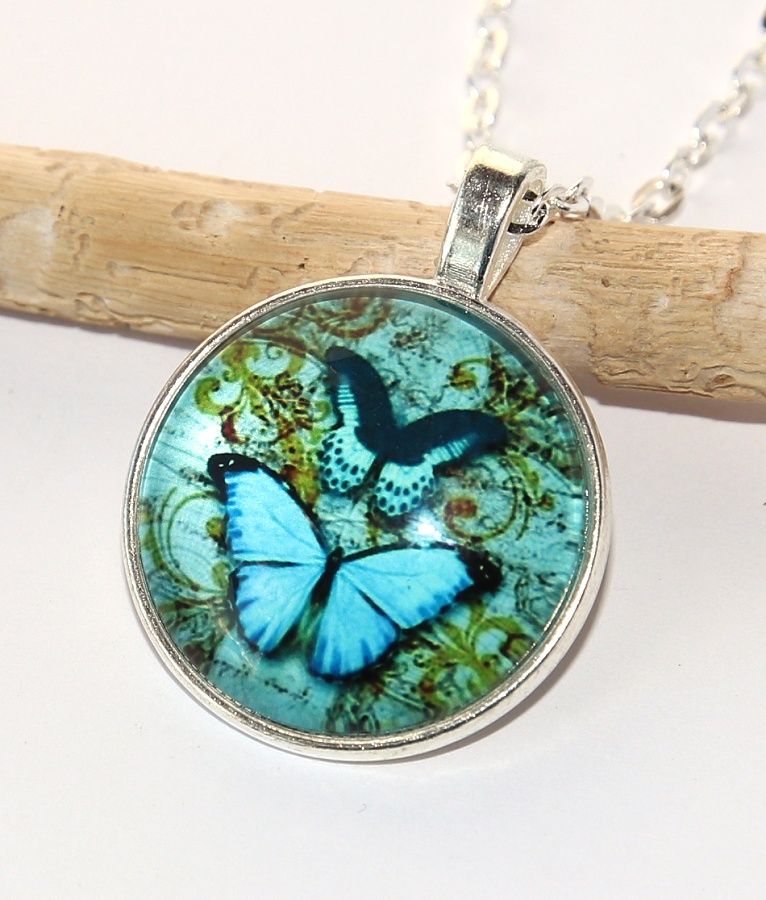 Řetízek Fashion Jewerly - Amulet Modrý Motýl, Dva přátelé, Vznešená lehkost, Vintage 2563
