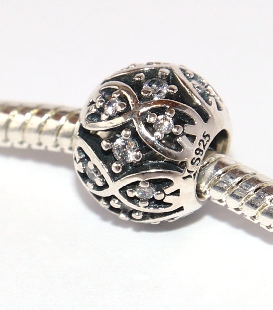 Korálek Fashion Jewerly - Stříbrná květina, Luxusní dáma, Romantický dárek 2597