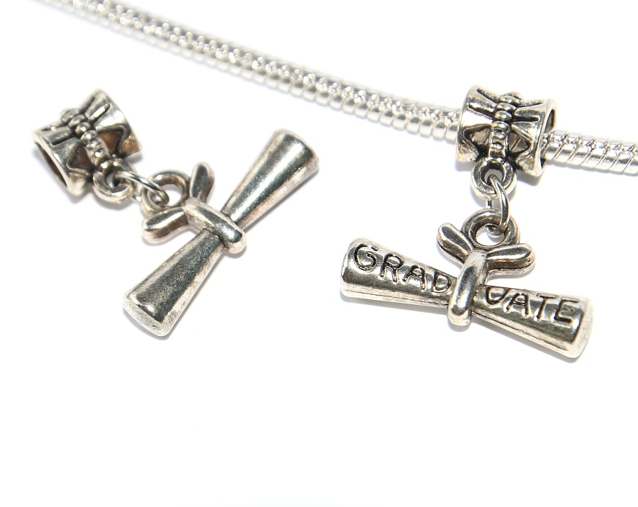 Korálek Fashion Jewerly - Přívěsek Diplom, Škola, Vzdělání, Graduate 3234