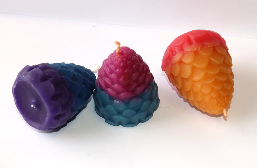 JoyKa Barevná svíčka dekorativní - Šiška dvoubarevná, Miluji les, Toulky přírodou, Ať žijí stromy! 3379