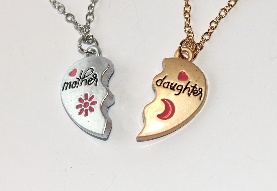 2ks Řetízky párové Fashion Jewerly - Srdce na dvě části, Matka a Dcera, Zlatá a Stříbrná, S Magnetkem, Mother and Dauther 3759