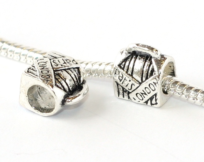 Korálek na náramek Fashion Jewerly - Kufr, Cestovní Taška, Paris, London 1876