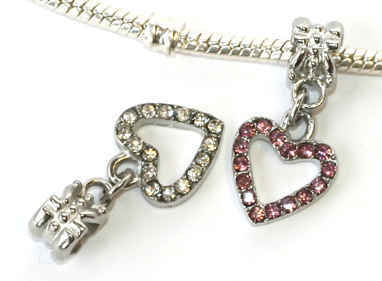 Korálek Fashion Jewerly - Přívěsek Srdce zdobené kamínky 2140