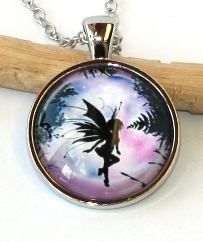 Řetízek Fashion Jewerly - Amulet Andělská Víla při měsíční růžové záři 2203