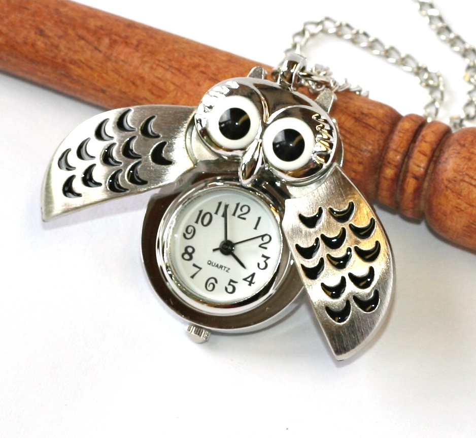 MR Kapesní Hodinky na řetízku - Stříbrná sova s otevíracími křídly 2247