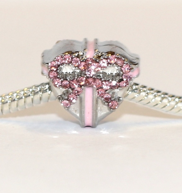 Korálek na náramek Fashion Jewerly - Růžové srdce jak dárek se zdobenou mašlí, Pink Heart Bow Gift Lady Chic 2331