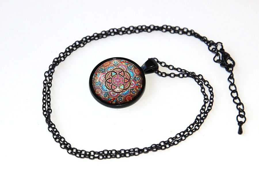 Řetízek Fashion Jewerly - Amulet Posvátná geometrie, Květ života, Merkaba, Barevná mandala v černém 2536