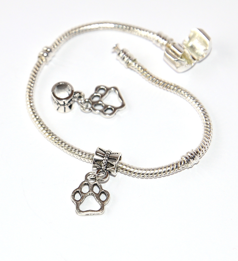 Korálek Fashion Jewerly - Roztomilý přívěsek Medvědí tlapka. Medvídek, Stopa, Zvířátka, Příroda, Bear 2893