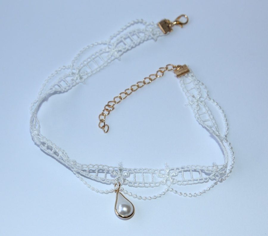 Choker Fashion Jewerly - Bílý Krajkový náhrdelník zdobený perleťovou kapičkou, Pro nevěstu, Svatební, Romantická kráska, Elegant Lace Party 3146