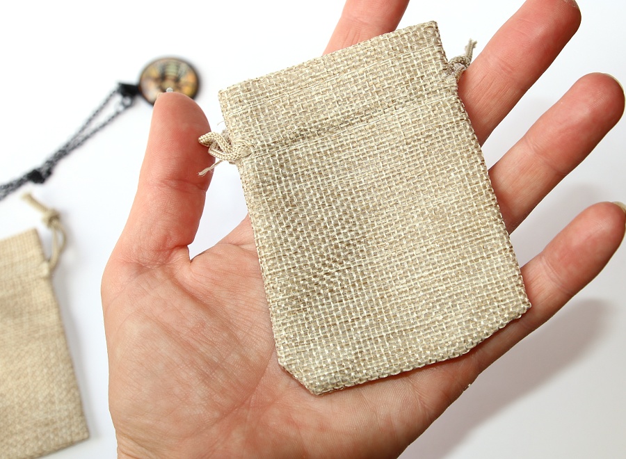 MR Dárkový pytlík 7x9 cm v přírodním stylu s dotahovacím provázkem 3203