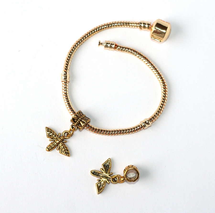 Korálek Fashion Jewerly - Přívěsek zlatá Muška 966