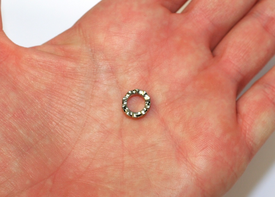 Korálek Fashion Jewerly - Kytičkový kroužek 1074