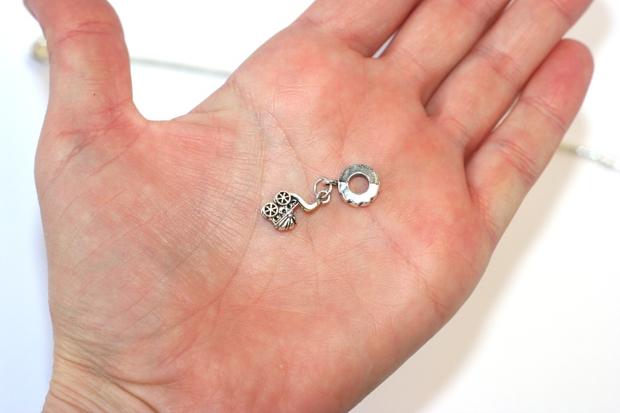 Korálek Fashion Jewerly - Přívěsek Retro Kočárek 1321