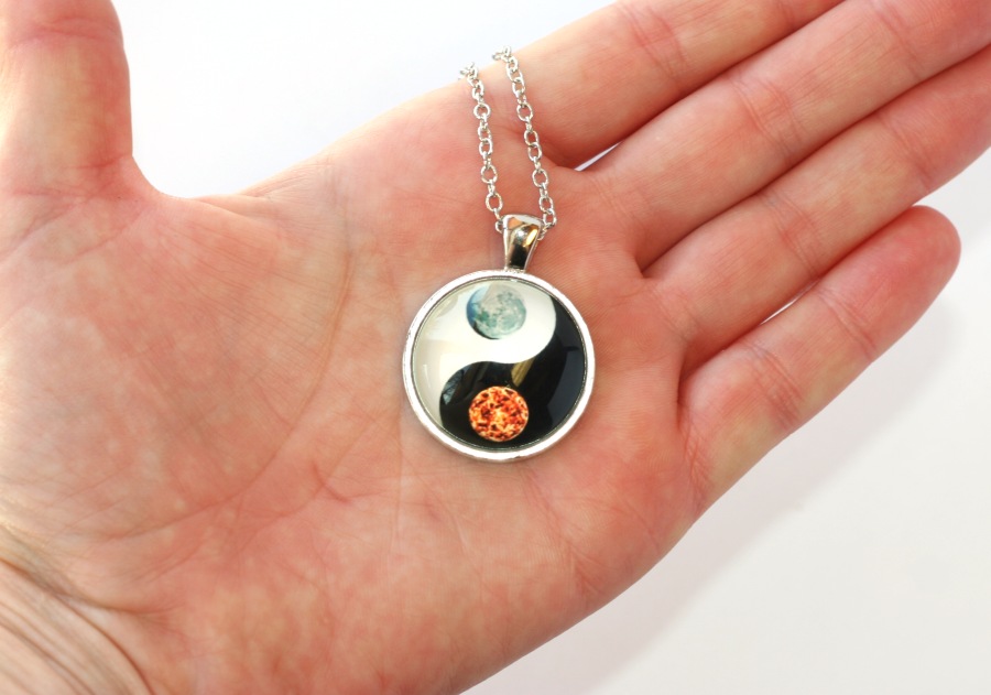 Řetízek Fashion Jewerly - Amulet Jin Jang, Yin Yang, Měsíc, Slunce, Balance 2085