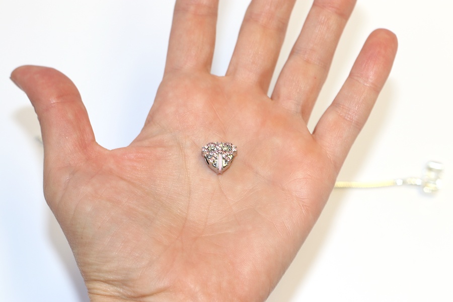 Korálek na náramek Fashion Jewerly - Růžové srdce jak dárek se zdobenou mašlí, Pink Heart Bow Gift Lady Chic 2331