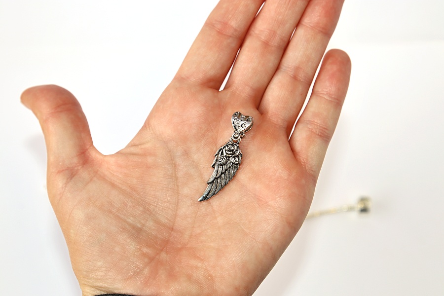 Korálek Fashion Jewerly - Přívěsek Andělské křídlo s růží, Srdce plné srdíček, Angels love 2335