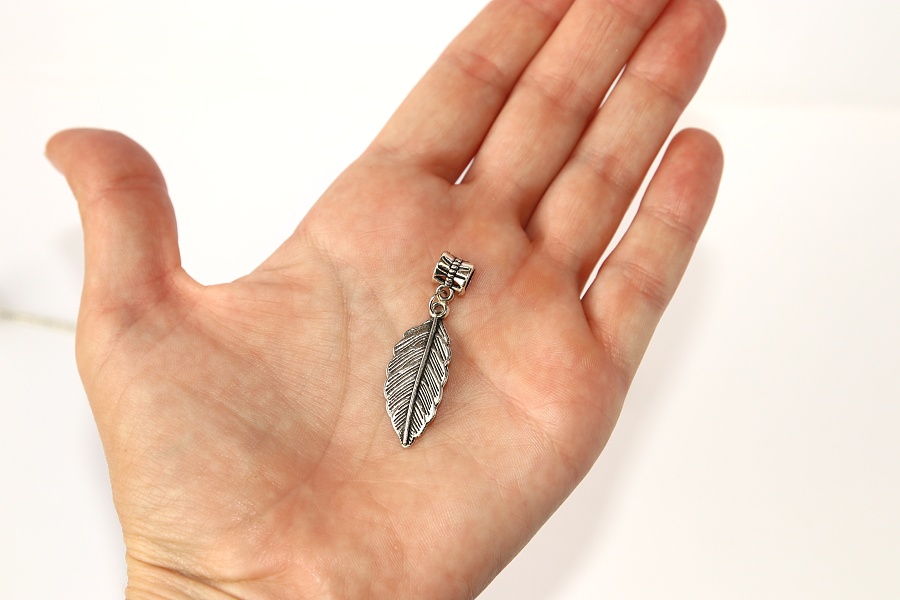 Korálek Fashion Jewerly - Přívěsek List, Lístek, Pírko 2350