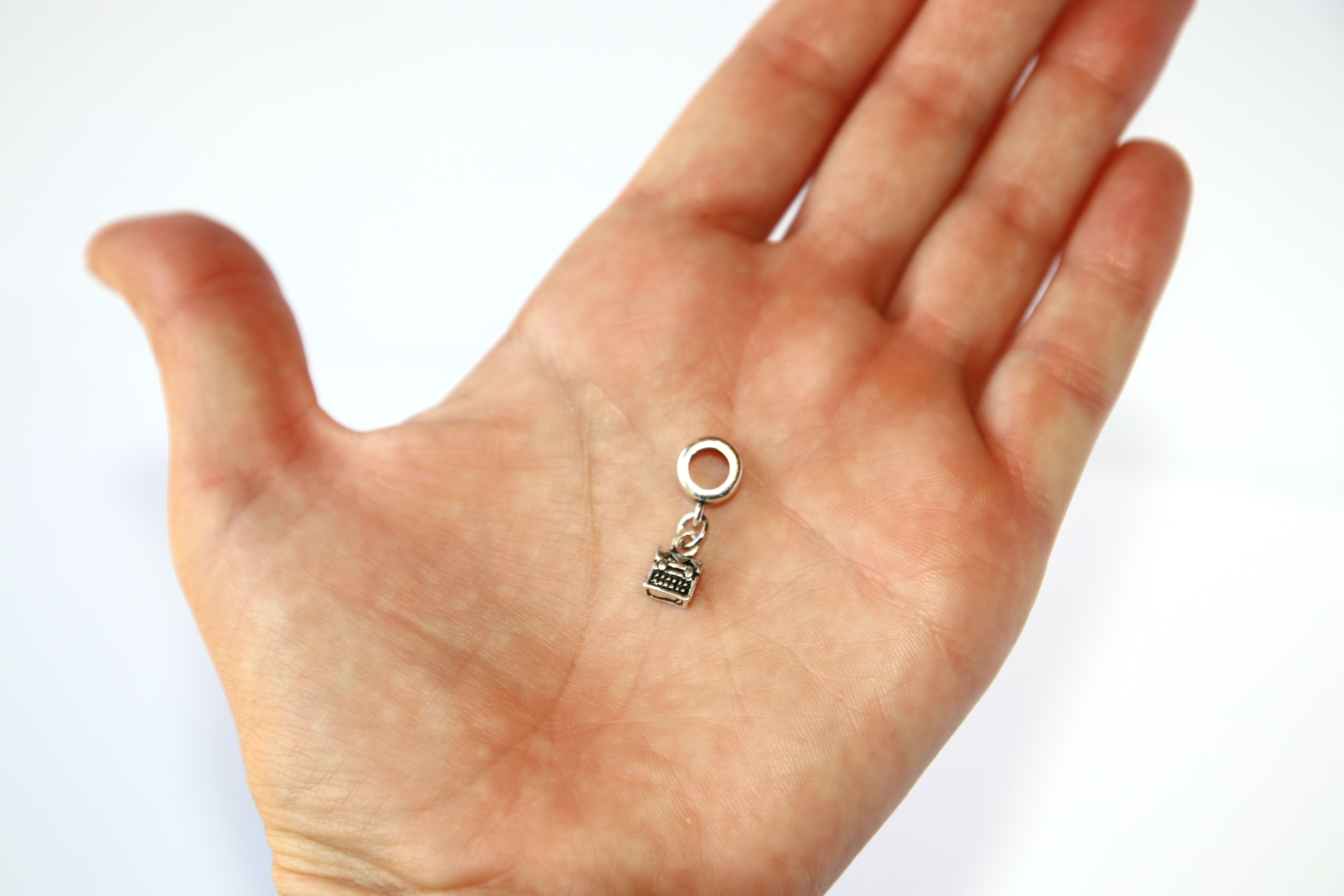 Korálek Fashion Jewerly - Přívěsek Drobná kabelka, Mini Truhla s tajemstvím 2428