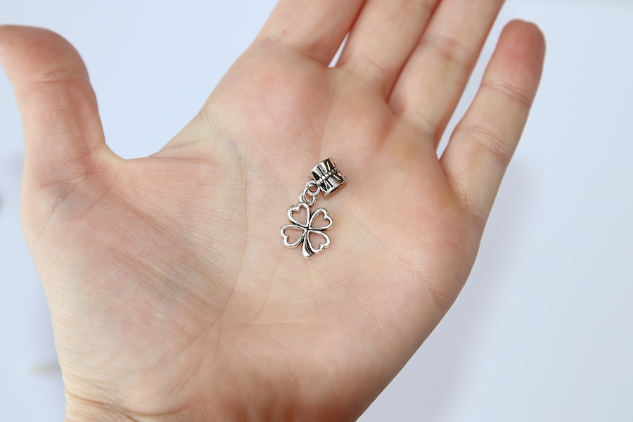Korálek na náramek Fashion Jewerly - Přívěsek Čtyřlístek pro štěstí 2682
