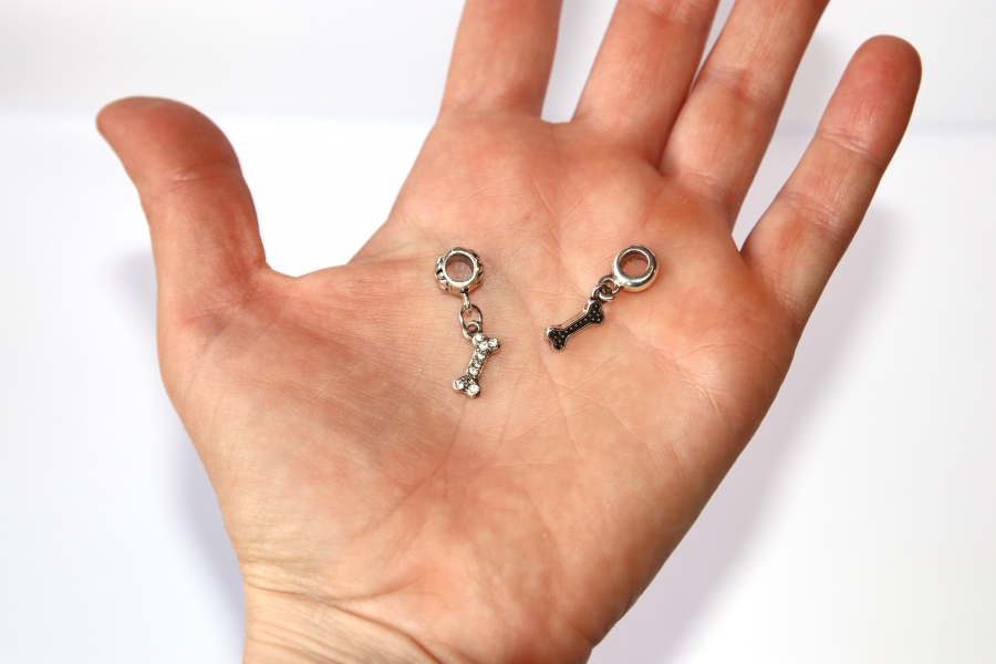 Korálek Fashion Jewerly - Přívěsek Psí kůstka, Zvířata, Pes a kost, Věrný přítel člověka, Bonelet 3085