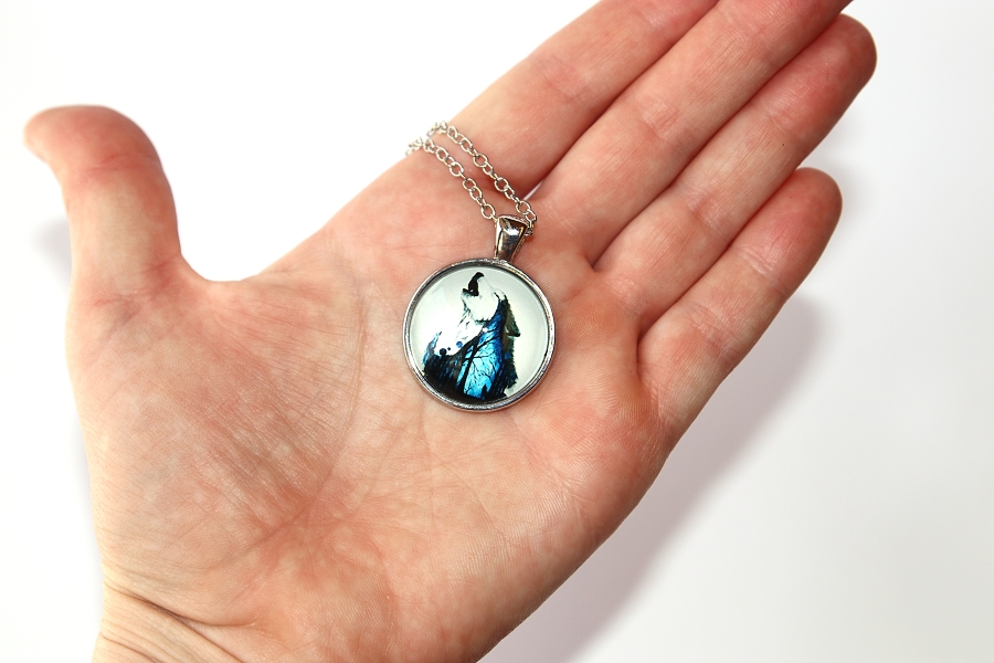 Řetízek Fashion Jewerly - Amulet Vlk, Vyje na měsíc, V lese,  Love wolfs 3168