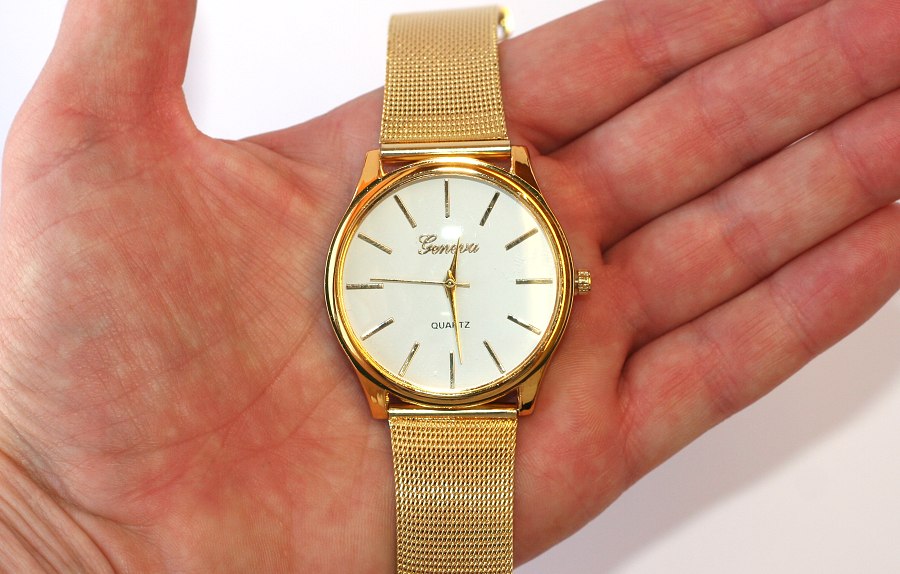 Dámské hodinky Fashion Jewerly - Zlatá elegance Genev 1491