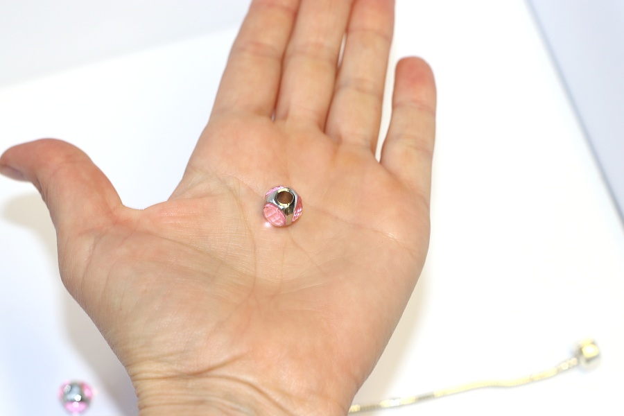 Korálek na náramek Fashion Jewerly - Růžová kráska plná třpytivých odlesků 2326