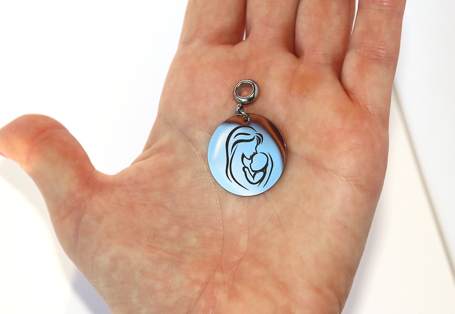 Korálek nerezový Fashion Jewerly - Přívěsek Matka s miminkem, Mateřská láska, Spojení dvou duší 2591