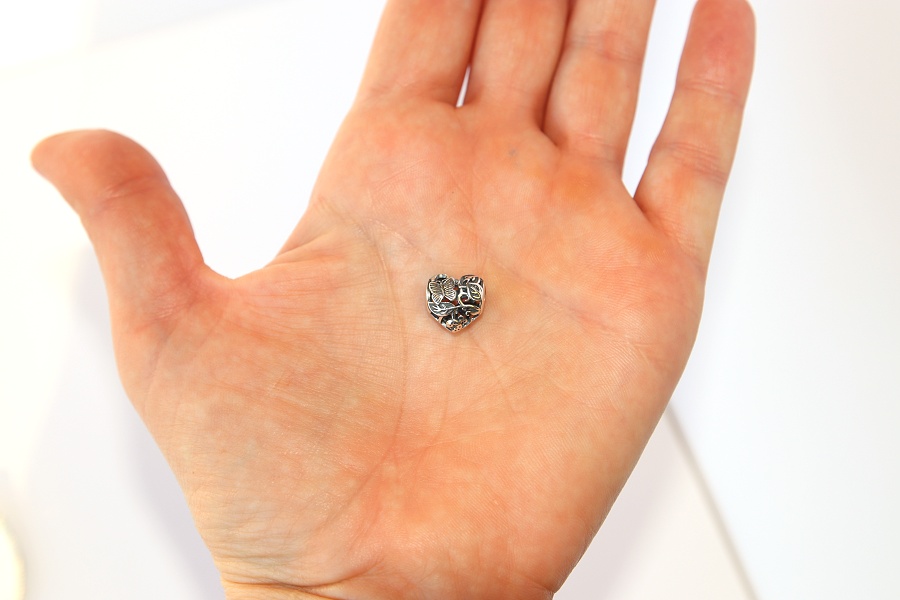 Korálek Fashion Jewerly - Zahrada po dešti, Srdce s motýlem beruškou a listy, Zahradní víla 2595