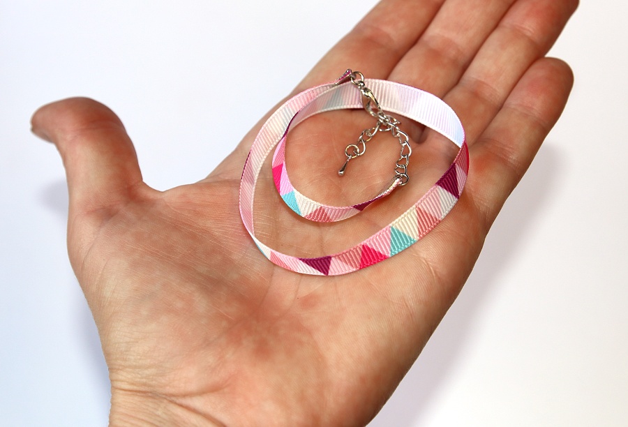 JoyKa Choker, náhrdelník okolo krku, Originalní jediné kusy s příběhem - Nejen Dětský, Dívčí, Trojúhelníky, Stužka z poutní cesty Santiago de Compostela, Roztomilá a decentní kráska, Dobrodružství, Cutie 3350