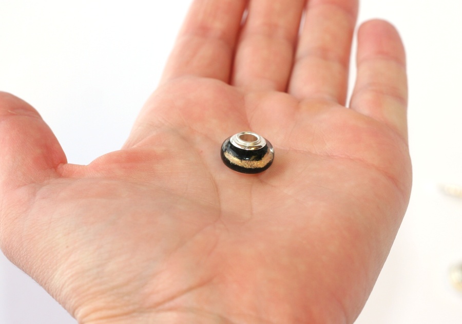 Korálek na náramek Fashion Jewely - Zlato, zlatíčko v černé a bílé 1965