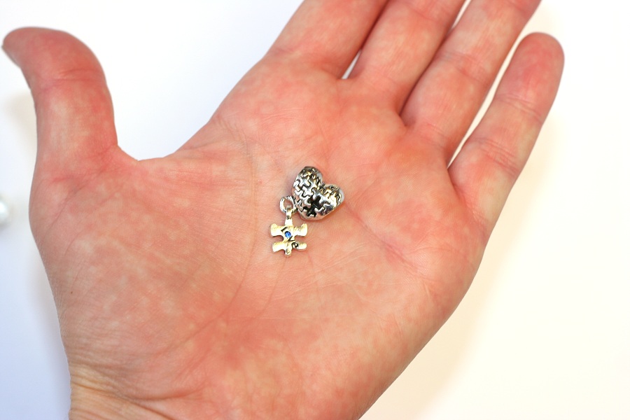 Korálek na náramek Fashion Jewerly - Srdce Puzzle s přívěskem Love 1837